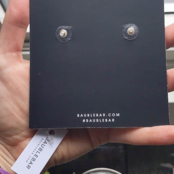 ♥️Baublebar Mini raffia earrings-NWT - Picture 2 of 2